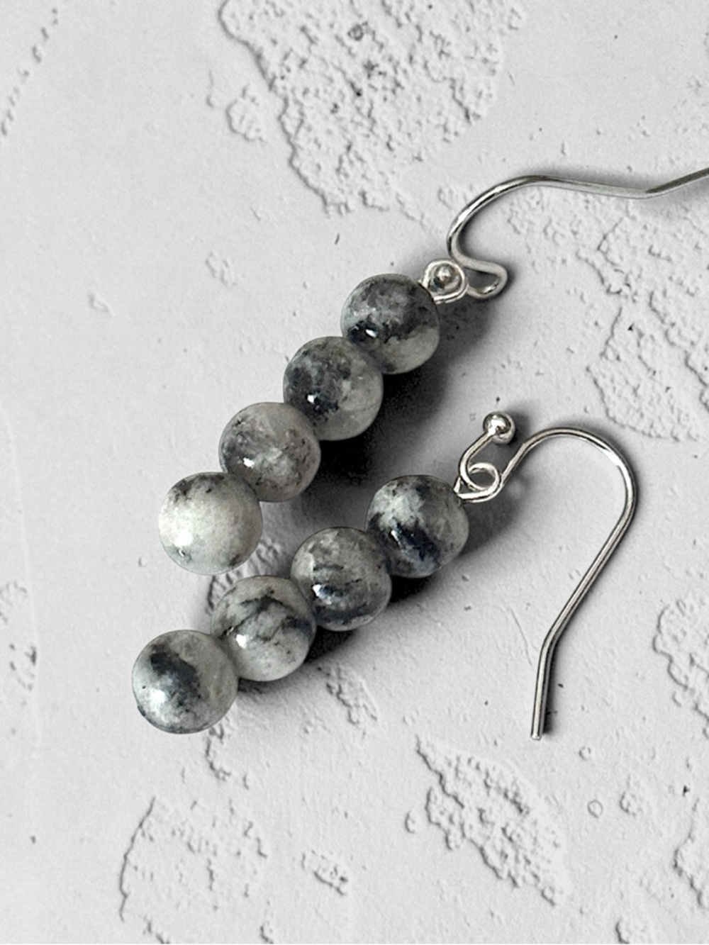 5 For $25💫Alternative Speckled Black and Gray Beaded Earrings